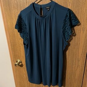 3XL Blue Torrid Top. Lace Sleeves.